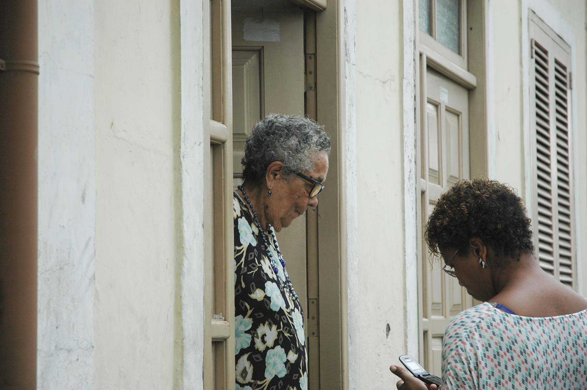 Community 2.0: Locus – Identity - Networks
