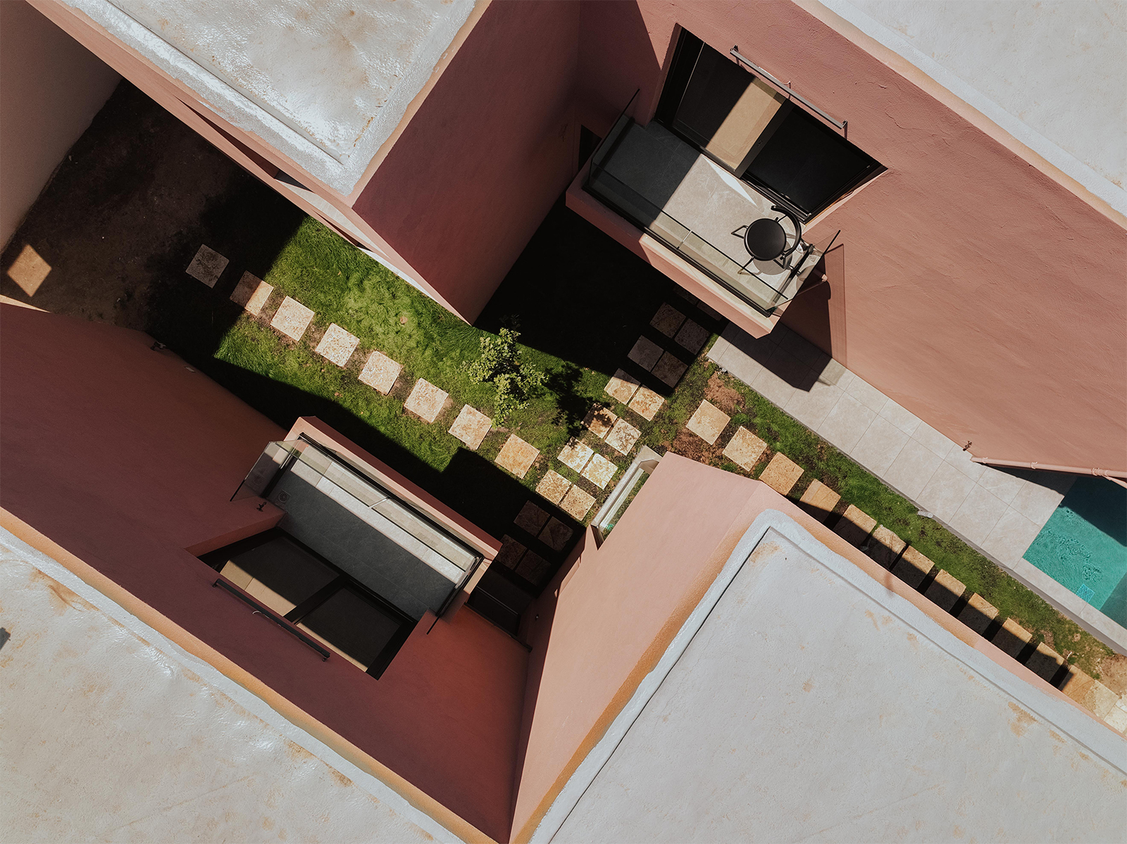 MOCHA ROOMS
Tatiana Dimou Architects