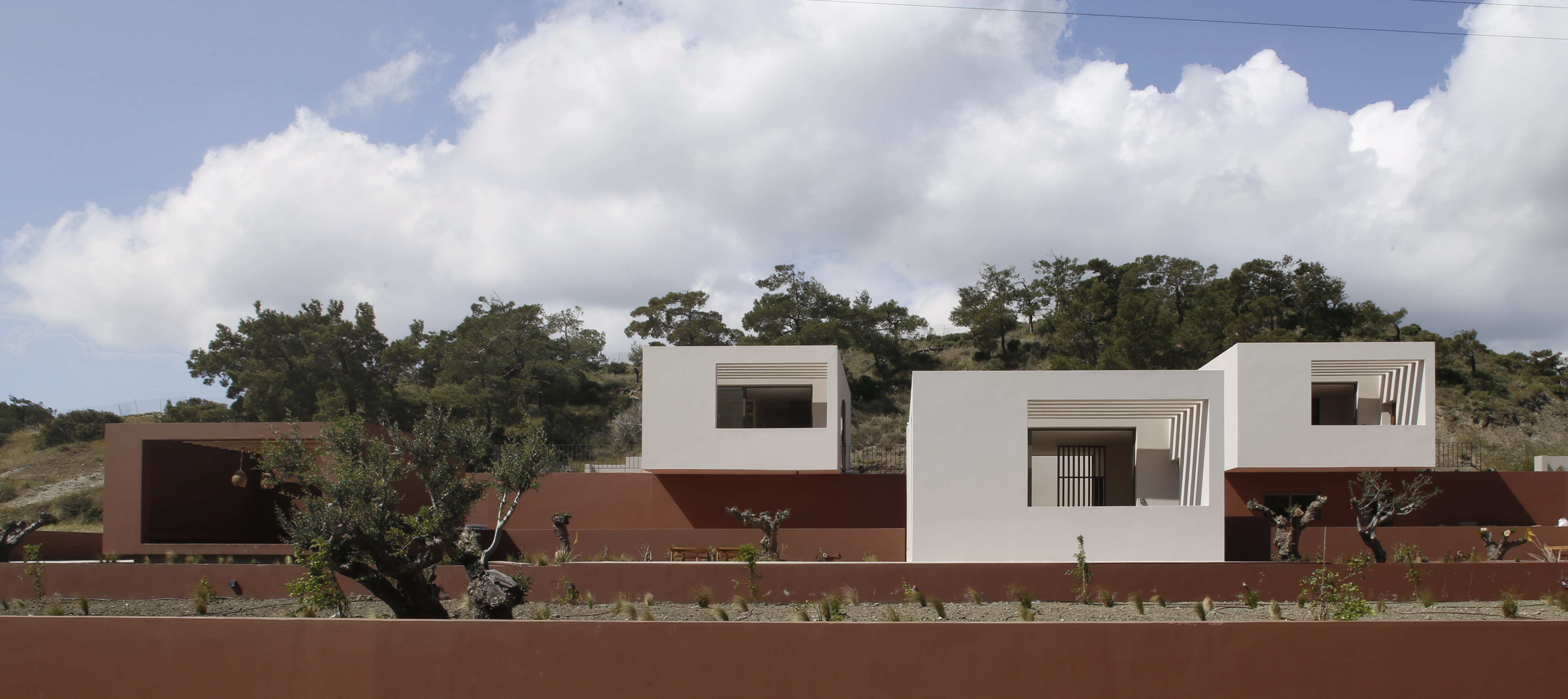 FLOATING CUBES
Umbral Architecture